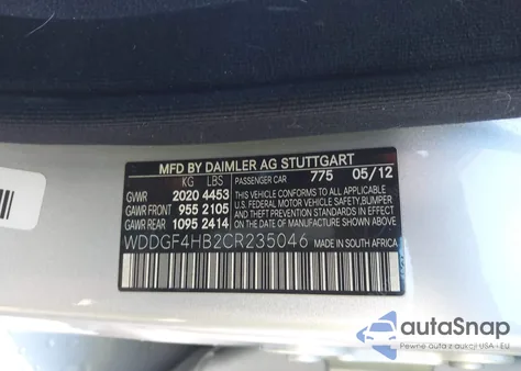 2012 Mercedes-Benz C 250 Sport z USA, uszkodzony, nr VIN WDDGF4HB2CR235046